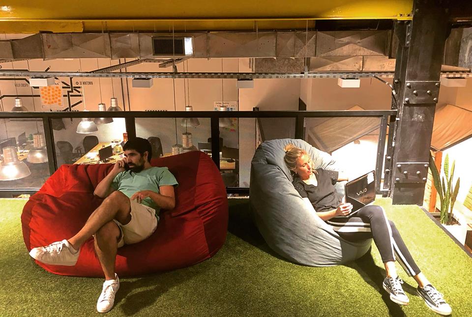 49676458_10155694519941599_6450660756806434816_n